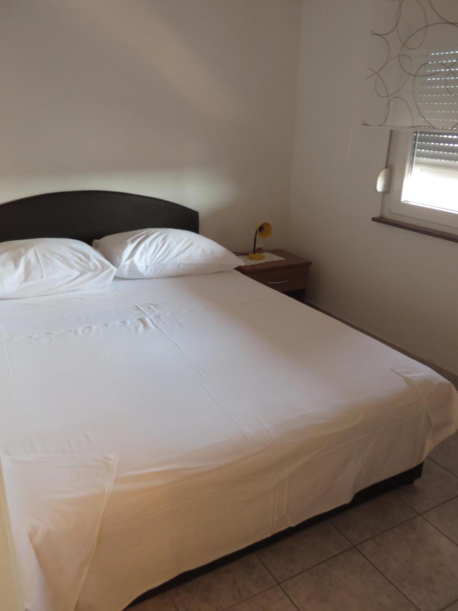 Apartments Gloria Biograd Na Moru Room photo