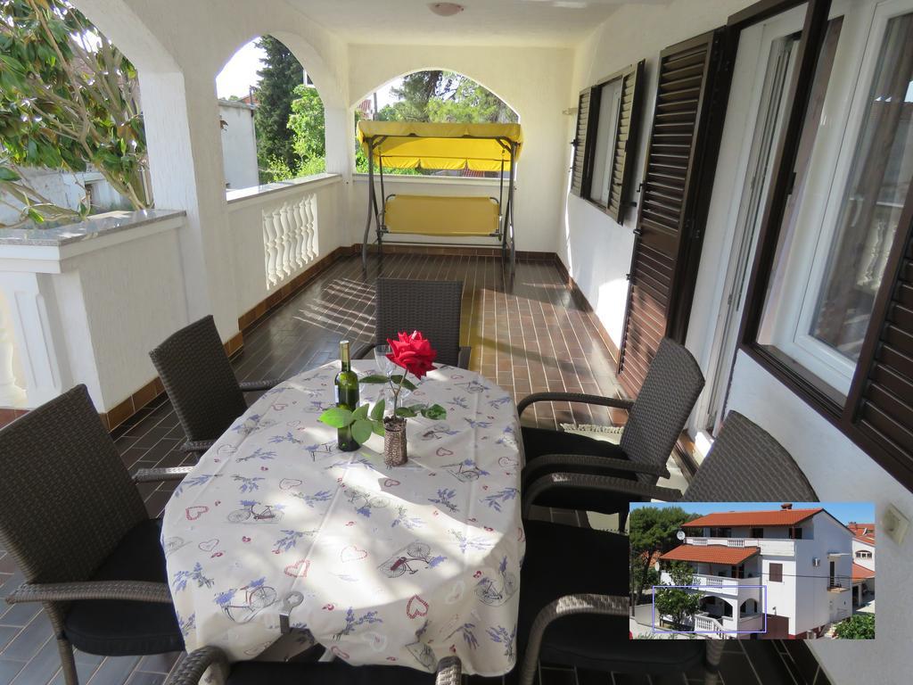 Apartments Gloria Biograd Na Moru Exterior photo