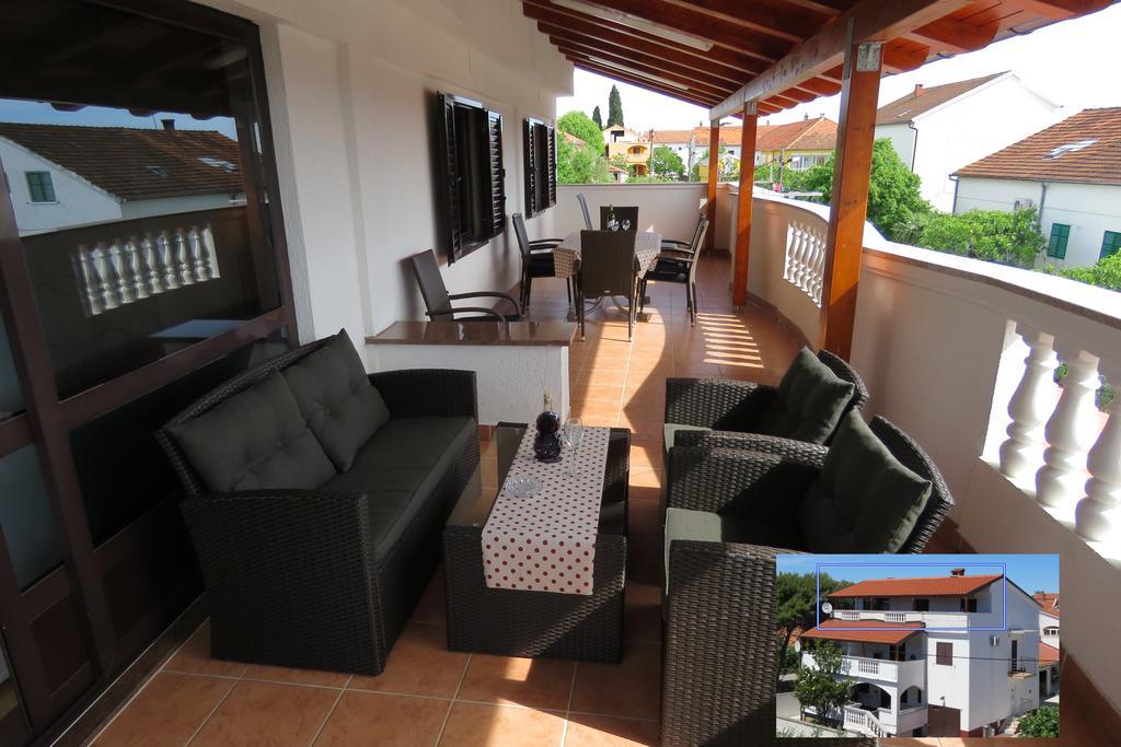 Apartments Gloria Biograd Na Moru Exterior photo