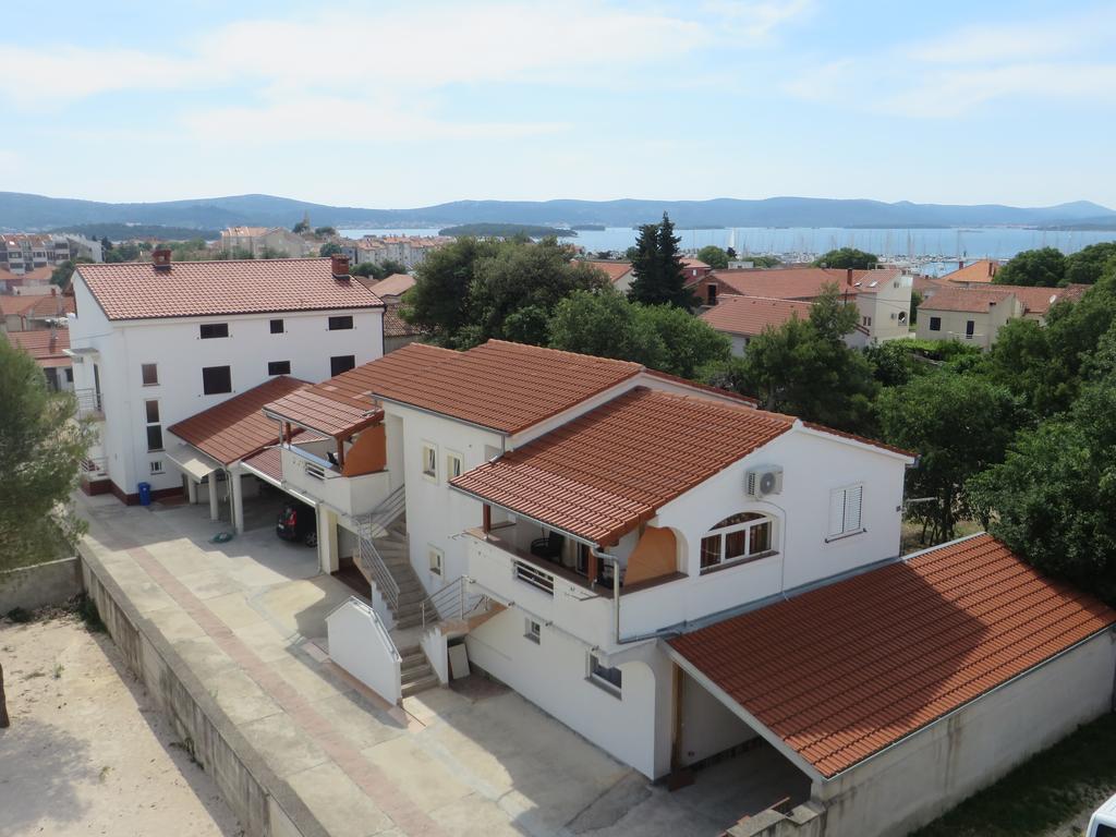 Apartments Gloria Biograd Na Moru Exterior photo